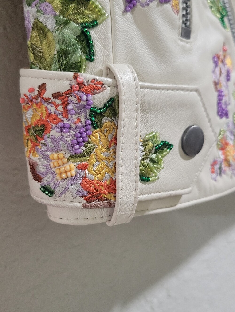 Alice + Olivia Lamb Leather Rare Embroidered Moto Jacket Size M MSRP $1595 - Picture 11 of 16